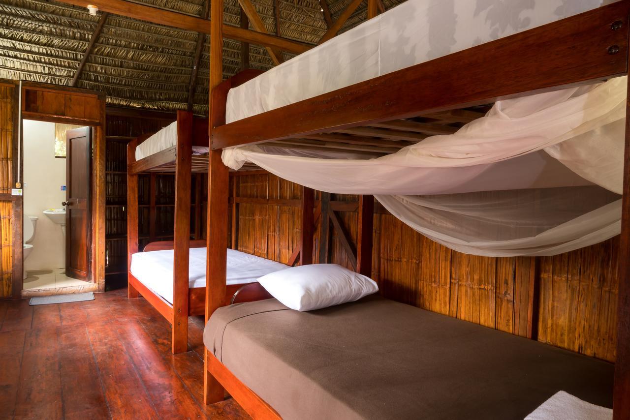 Green Forest Ecolodge Puerto Montufar 外观 照片