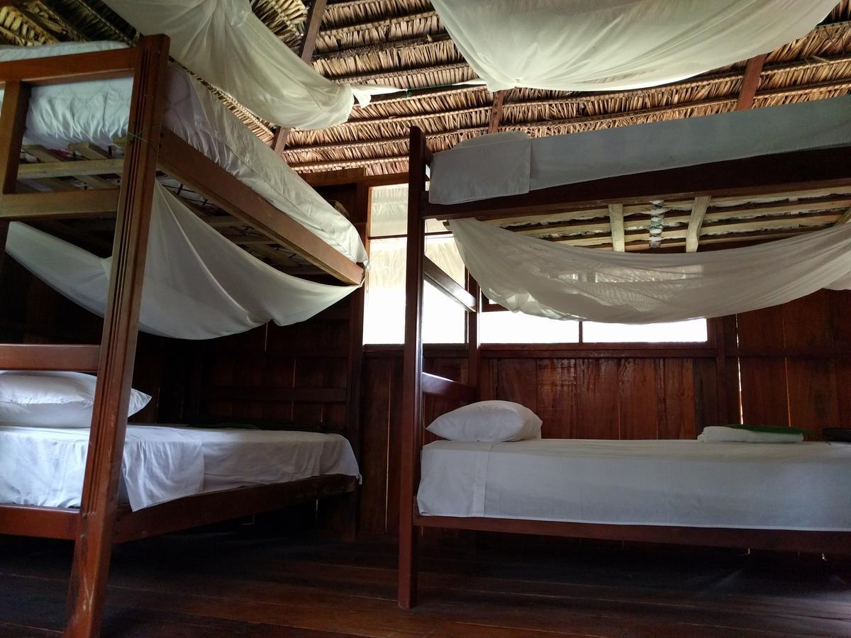 Green Forest Ecolodge Puerto Montufar 外观 照片