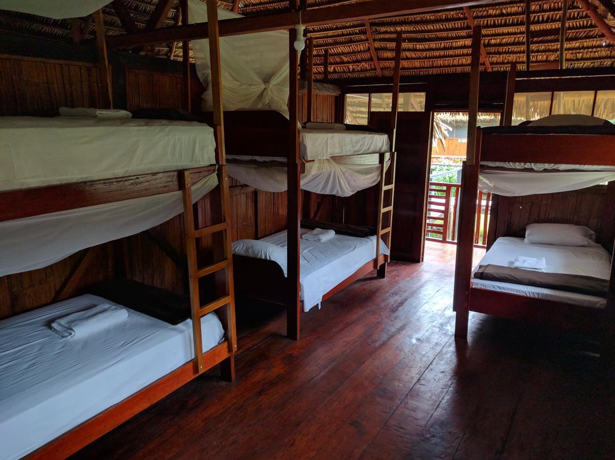 Green Forest Ecolodge Puerto Montufar 外观 照片