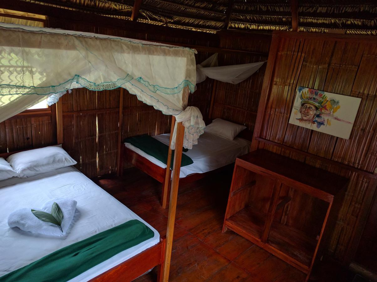 Green Forest Ecolodge Puerto Montufar 外观 照片
